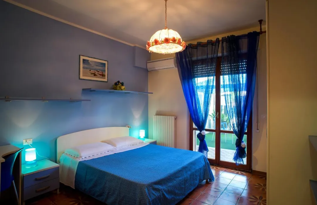 Bed And Breakfast Sapore Di Mare A 50 Mt Dalla Spiaggia-1